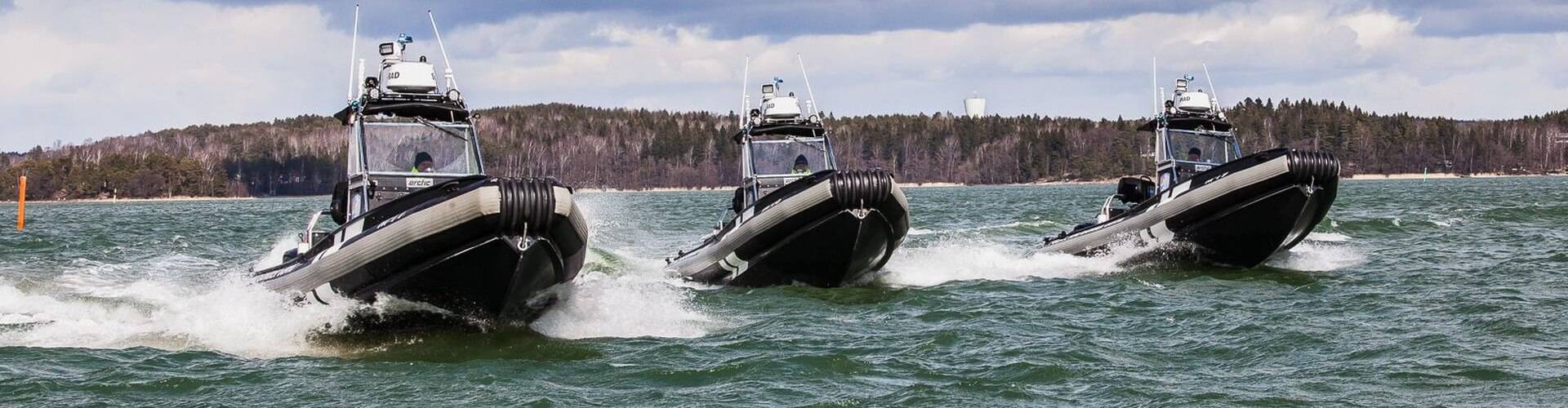 manonboatwithvest