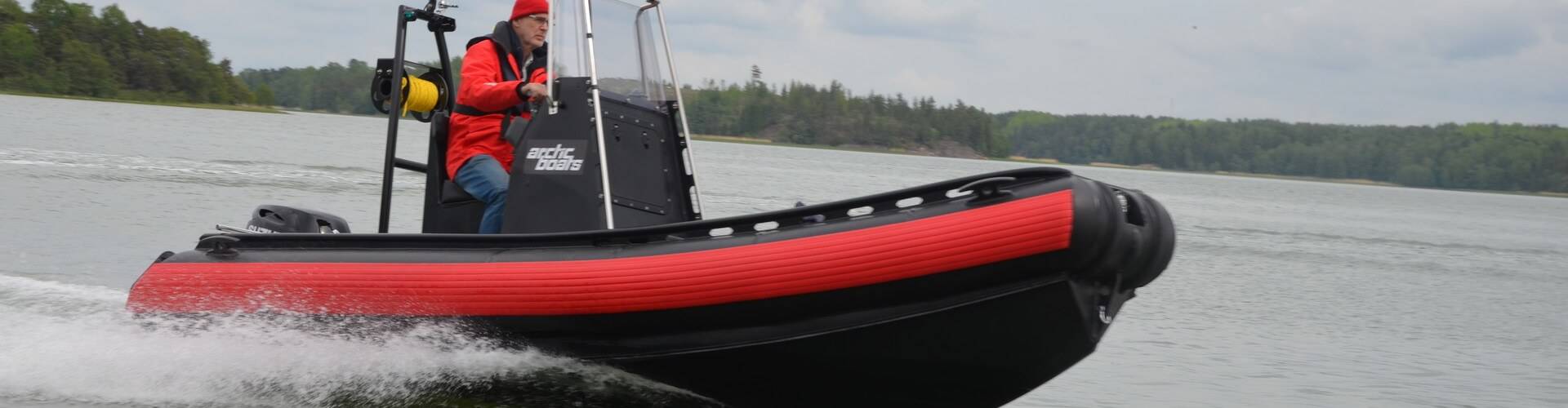 manonboatwithvest